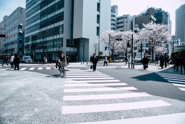 邯郸为何勤工俭学对在日本的留学生的职业生涯至关重要？